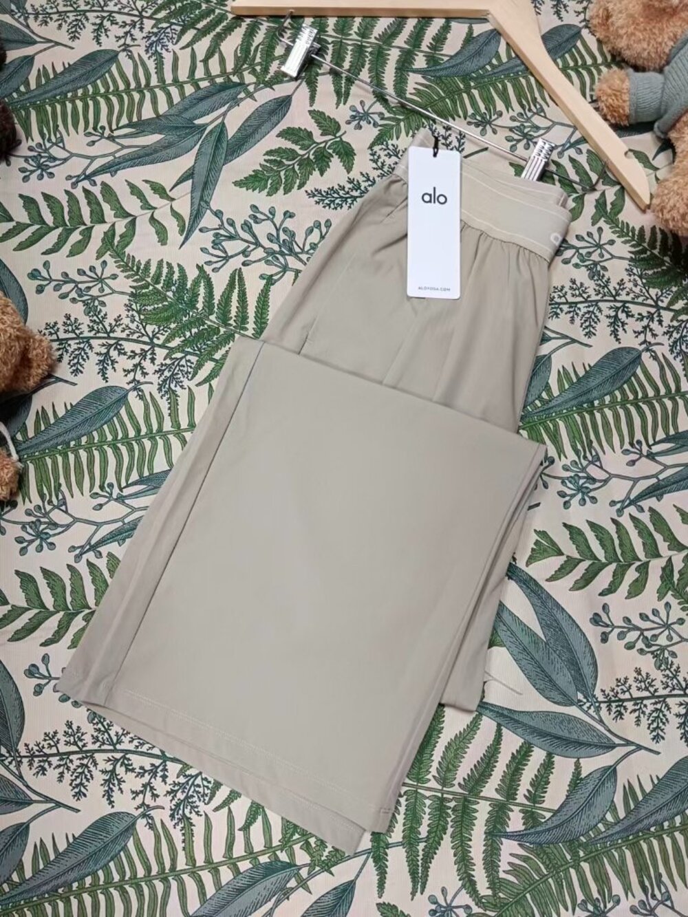 Alo Yoga 🤩Suit Up Gravel Trouser(Regular)👑 Comfy & Versatile Wide Leg Pants - Picture 7 of 9